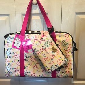 NWT Betsey Johnson/Luv weekender ⭐️lowest price⭐️